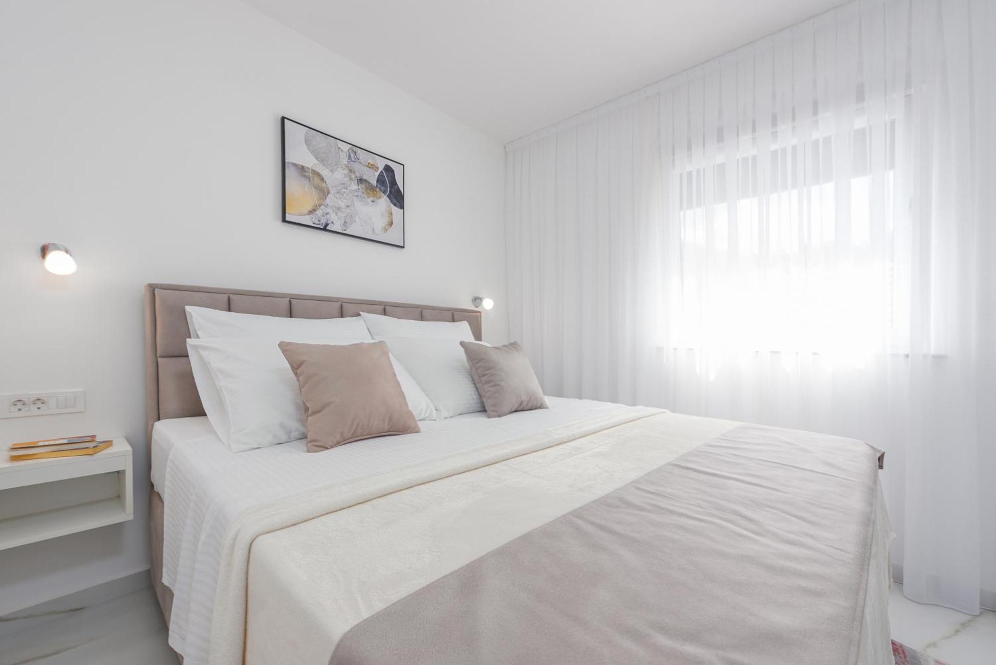 Apartments Menalo Elegance Zaton  Exterior photo