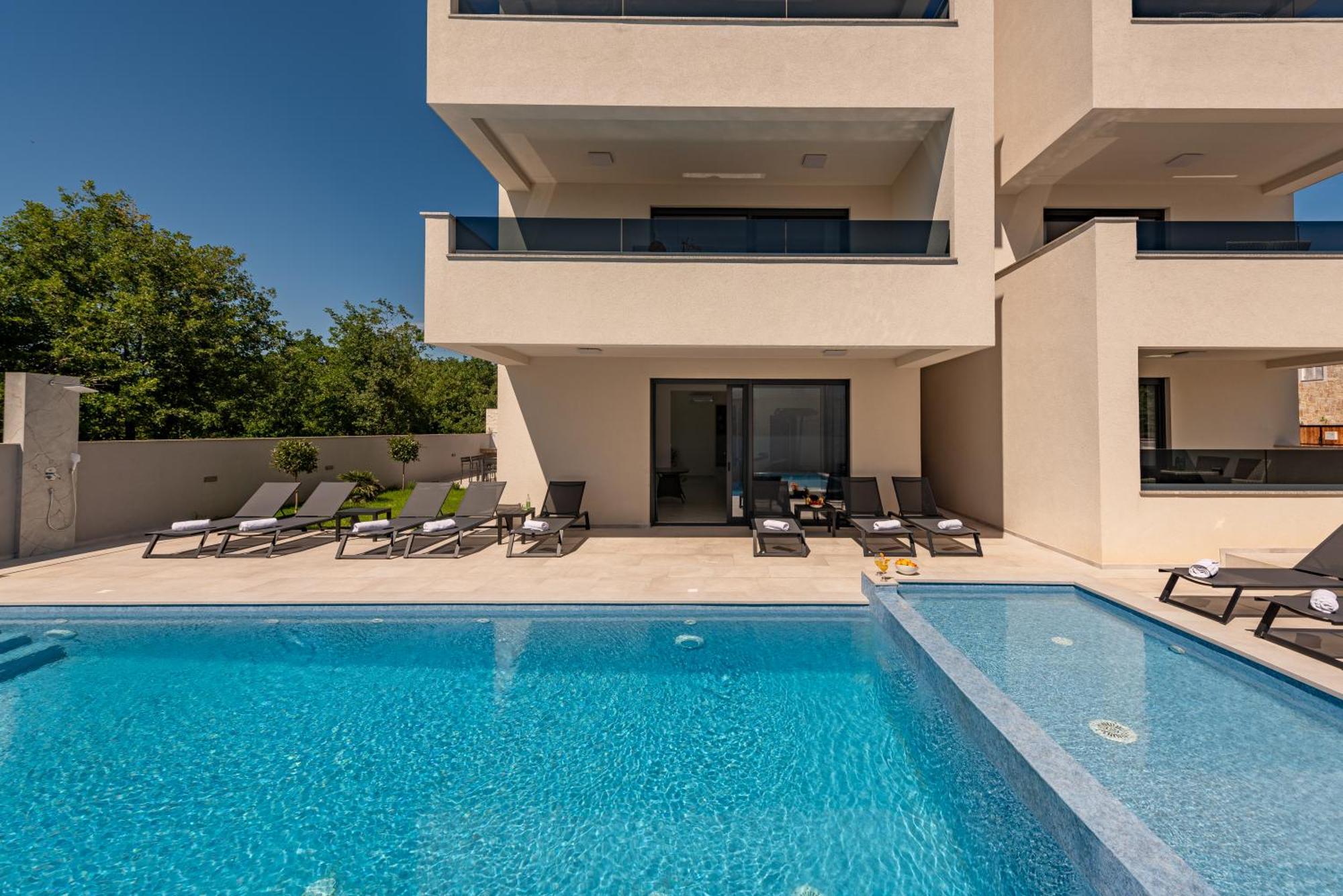 Apartments Menalo Elegance Zaton  Exterior photo
