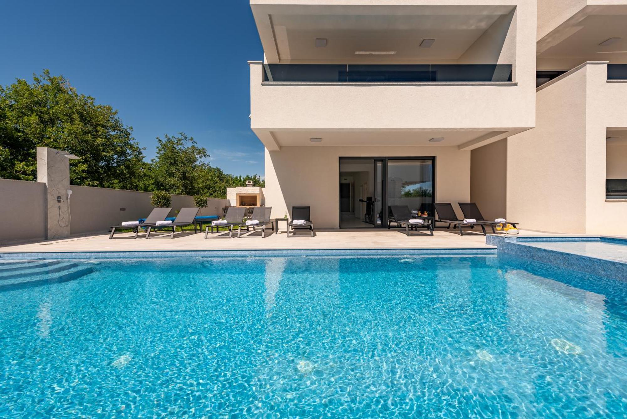 Apartments Menalo Elegance Zaton  Exterior photo